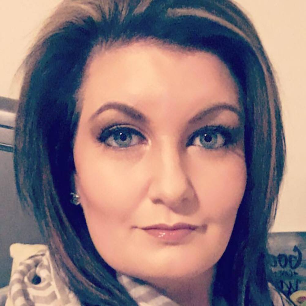 Meet your Posher, Courtney